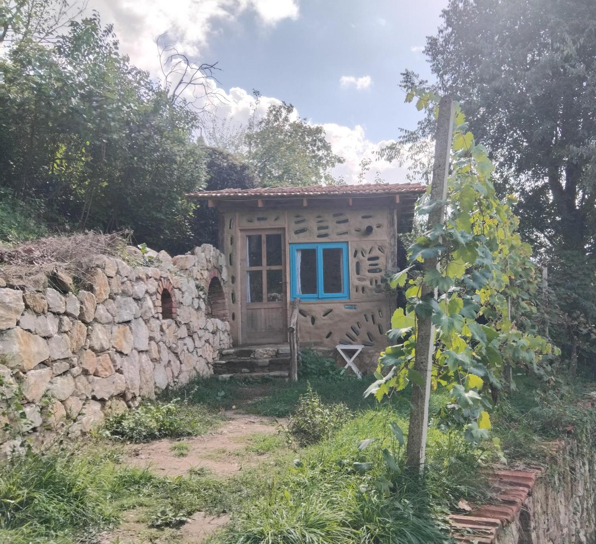 The House In The Village Pellumbas Екстериор снимка