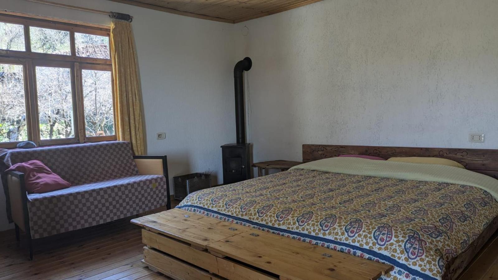 The House In The Village Pellumbas Екстериор снимка